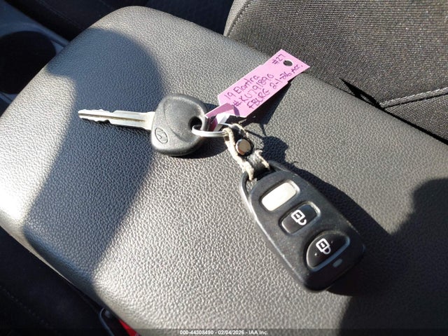 KMHD74LF6KU791890 Hyundai ELANTRA SE