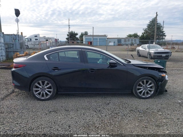 3MZBPACL9LM132365 Mazda Mazda3 Select Package