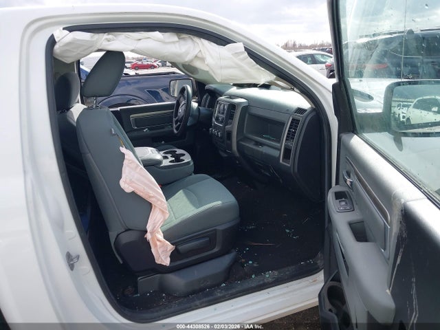 44308526 :رقم المزاد ، 3C6JR6AG0EG163752 vin ، 2014 Ram 1500 مزاد بيع