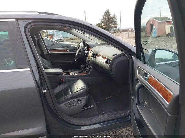 2012 VOLKSWAGEN TOUAREG WVGEF9BP4CD006623 Photo 4
