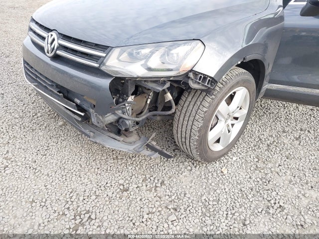 2012 VOLKSWAGEN TOUAREG WVGEF9BP4CD006623 Photo 5