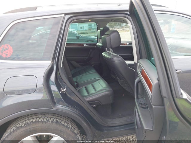 2012 VOLKSWAGEN TOUAREG WVGEF9BP4CD006623 Photo 7