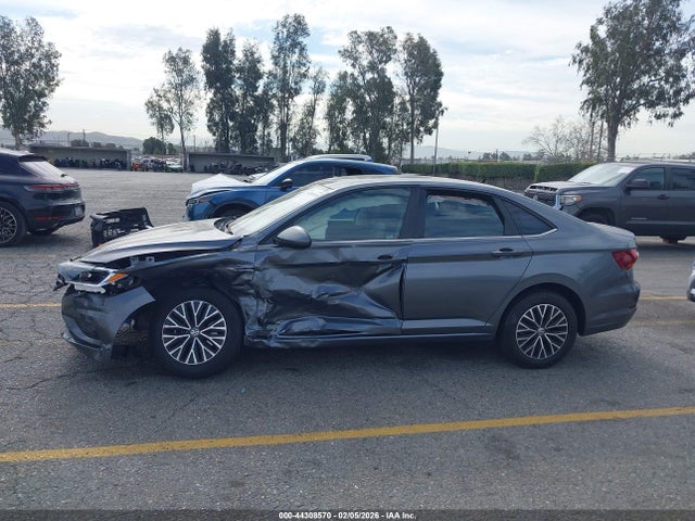 Продаж на аукціоні авто 2019 Volkswagen Jetta 1.4t Sel, vin: 3VWE57BU7KM101680, номер лоту: 44308570