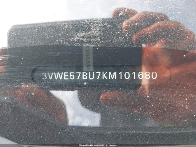 Продаж на аукціоні авто 2019 Volkswagen Jetta 1.4t Sel, vin: 3VWE57BU7KM101680, номер лоту: 44308570