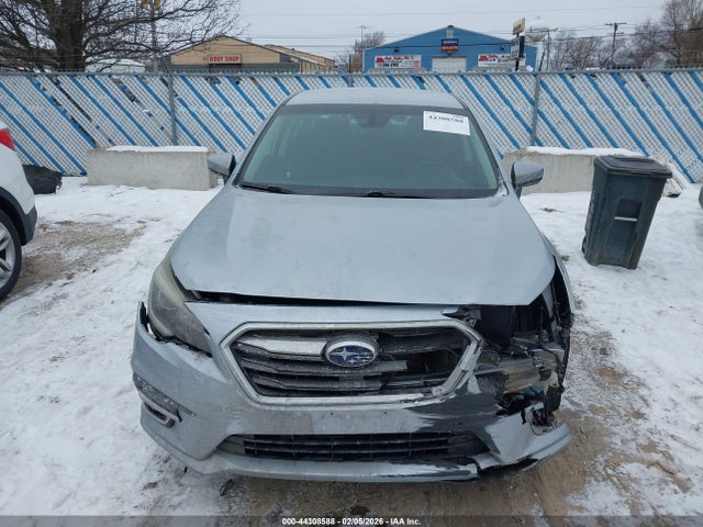 2018 Subaru Legacy 2.5i Premium მანქანა იყიდება აუქციონზე, vin: 4S3BNAF69J3024194, აუქციონის ნომერი: 44308588