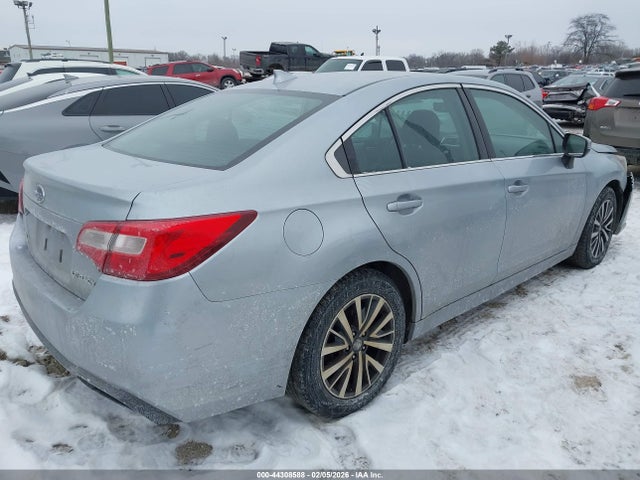 2018 Subaru Legacy 2.5i Premium მანქანა იყიდება აუქციონზე, vin: 4S3BNAF69J3024194, აუქციონის ნომერი: 44308588