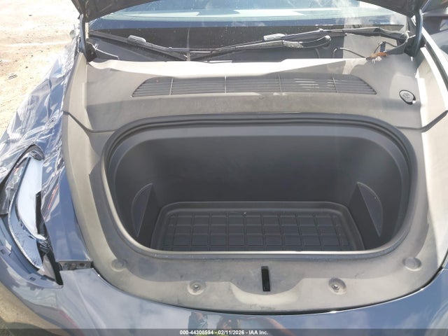 2024 TESLA MODEL Y 7SAYGDEE7RA217635 Photo 9