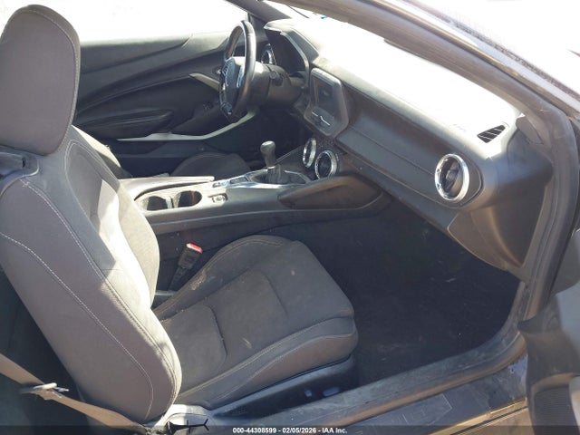 2016 CHEVROLET CAMARO 1G1FA1RX8G0173345 Photo 4