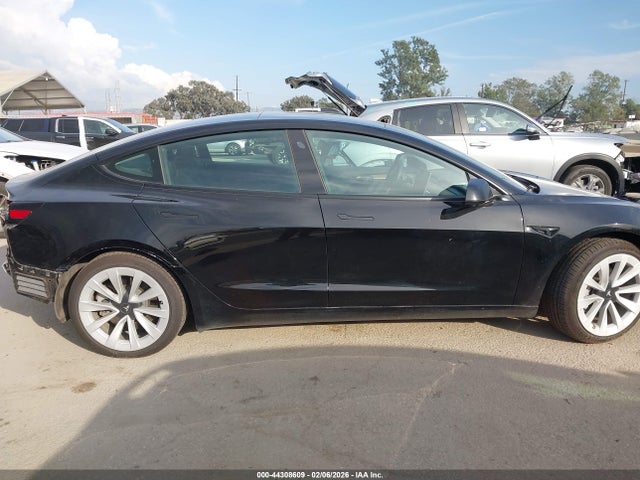 2021 Tesla Model 3 Long Range Dual Motor All-wheel Drive მანქანა იყიდება აუქციონზე, vin: 5YJ3E1EB1MF085548, აუქციონის ნომერი: 44308609