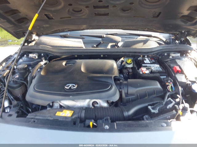 SJKCH5CP0HA026452 Infiniti Qx30 Premium