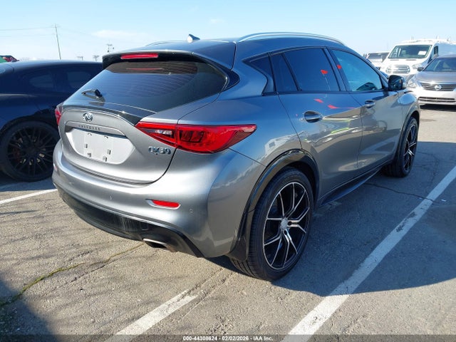 SJKCH5CP0HA026452 Infiniti Qx30 Premium