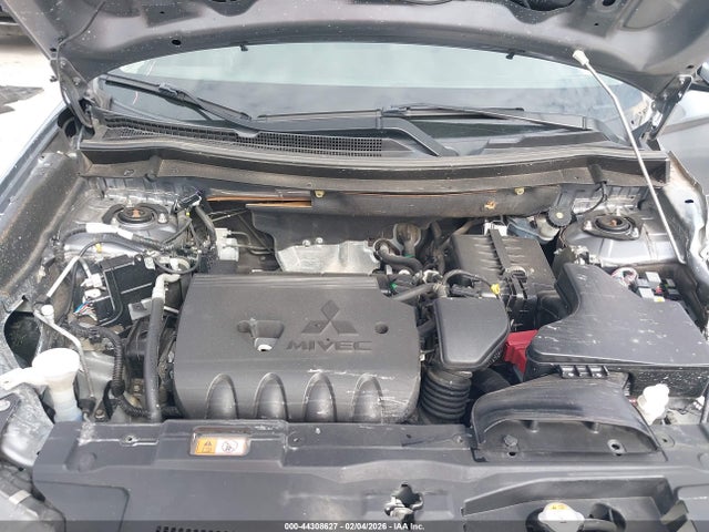 2016 MITSUBISHI OUTLANDER JA4AD3A3XGZ013339 Photo 9