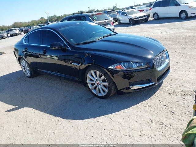 2014 JAGUAR XF SAJWA0EX1E8U18140 Photo 0