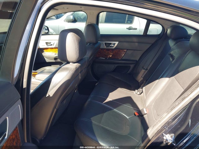 2014 JAGUAR XF SAJWA0EX1E8U18140 Photo 7