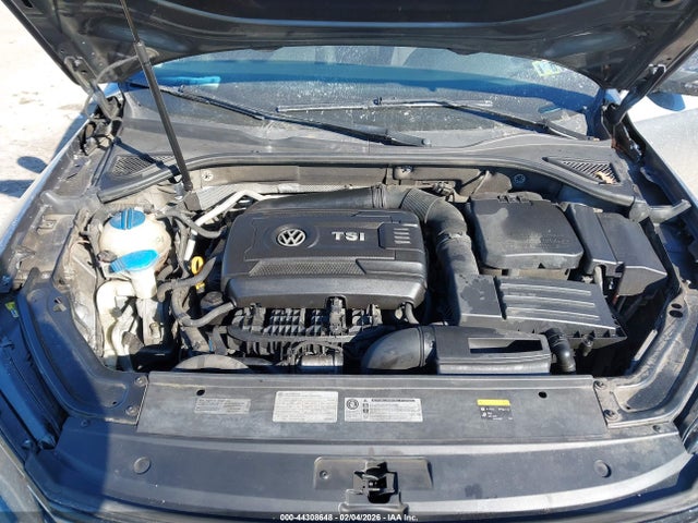 1VWAT7A30GC020767 Volkswagen Passat 1.8t S