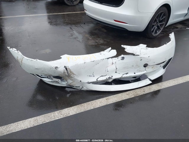 Продажа на аукционе авто 2018 Tesla Model 3 Long Range/mid Range, vin: 5YJ3E1EA7JF155394, номер лота: 44308677