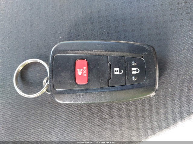 JTDKARFU4G3022578 Toyota Prius Three