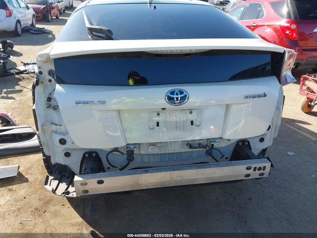 JTDKARFU4G3022578 Toyota Prius Three