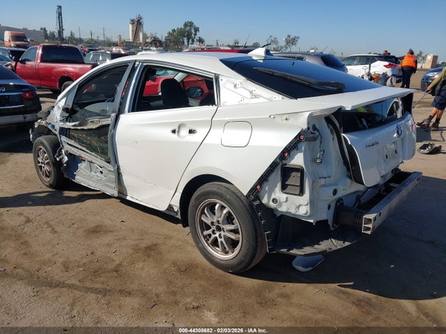 JTDKARFU4G3022578 Toyota Prius Three