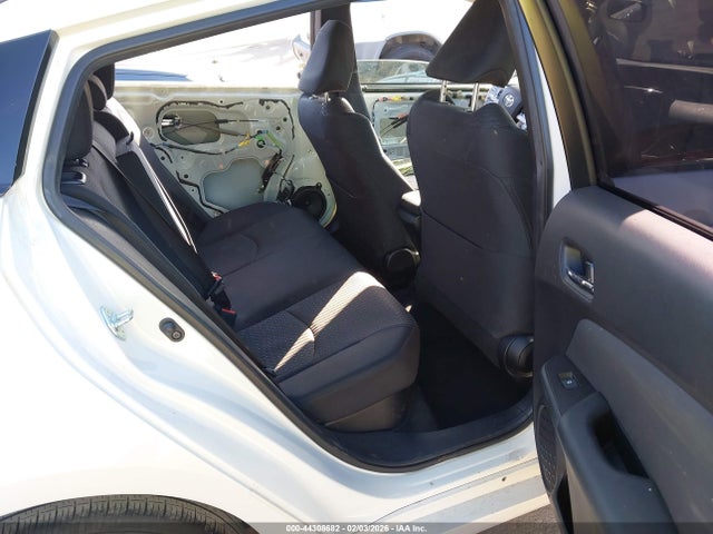 JTDKARFU4G3022578 Toyota Prius Three