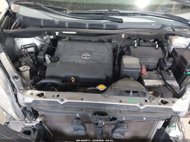 5TDYK3DC0ES492908 Toyota Sienna Xle V6 8 Passenger