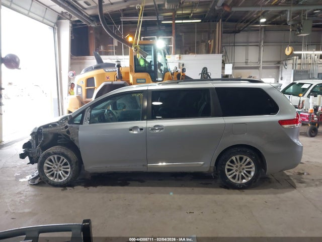 5TDYK3DC0ES492908 Toyota Sienna Xle V6 8 Passenger