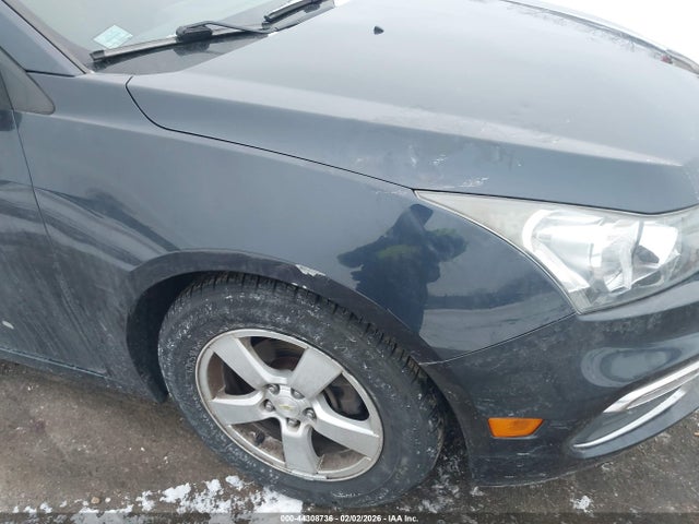 1G1PC5SBXF7128594 Chevrolet Cruze 1lt Auto