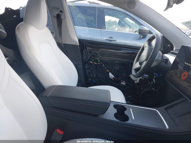 7SAYGDEF7RA322538 Tesla Model Y Performance Dual Motor All-wheel Drive