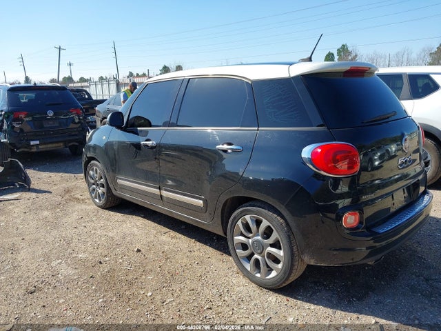 2014 FIAT 500L ZFBCFACHXEZ007420 Photo 2