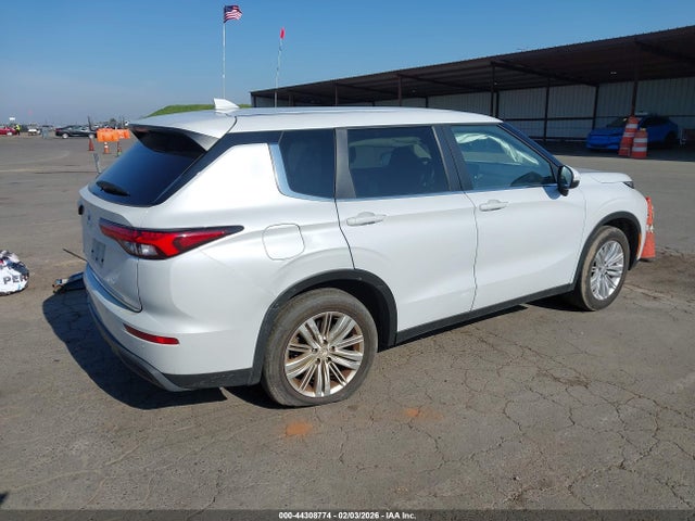 2024 Mitsubishi Outlander Es 2.5 2wd მანქანა იყიდება აუქციონზე, vin: JA4J3UA81RZ056118, აუქციონის ნომერი: 44308774
