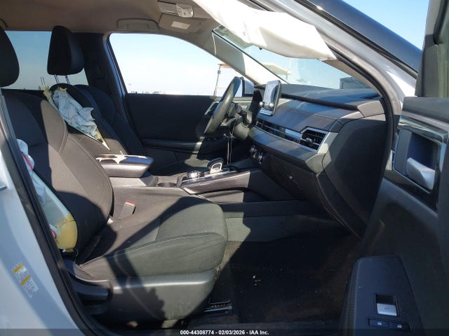 2024 Mitsubishi Outlander Es 2.5 2wd მანქანა იყიდება აუქციონზე, vin: JA4J3UA81RZ056118, აუქციონის ნომერი: 44308774