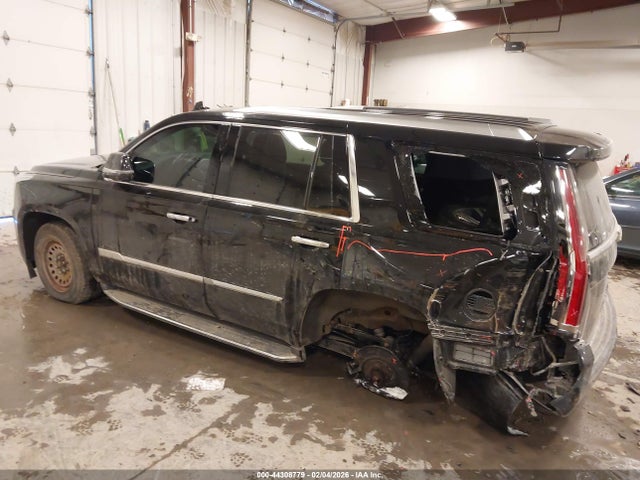 2018 Cadillac Escalade Luxury მანქანა იყიდება აუქციონზე, vin: 1GYS4BKJ8JR225773, აუქციონის ნომერი: 44308779