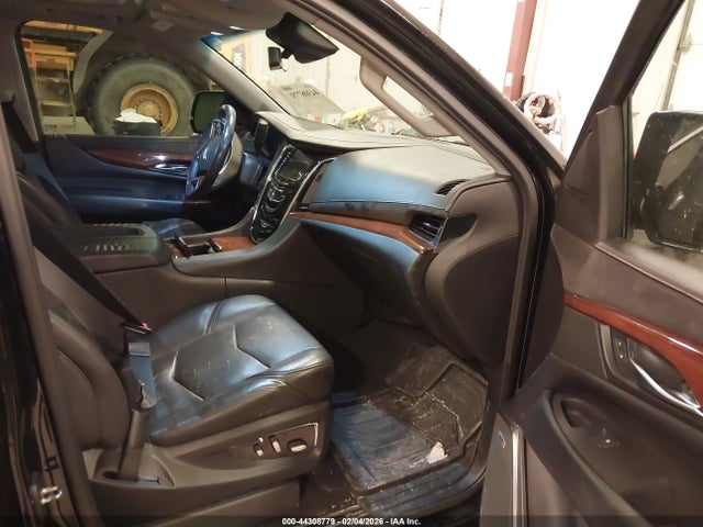 2018 Cadillac Escalade Luxury მანქანა იყიდება აუქციონზე, vin: 1GYS4BKJ8JR225773, აუქციონის ნომერი: 44308779