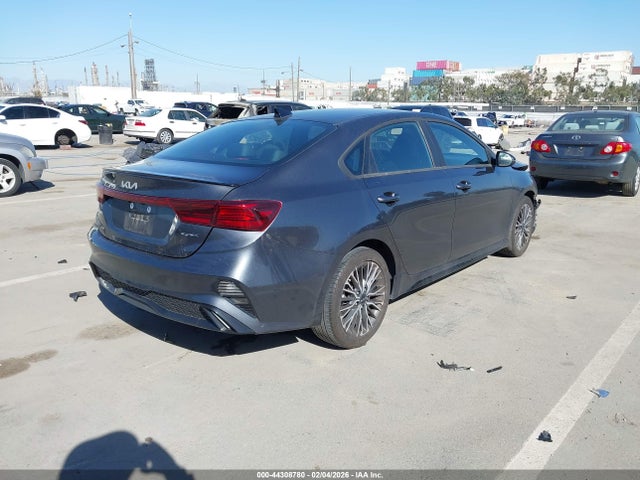 3KPF54ADXRE838495 KIA Forte Gt-line