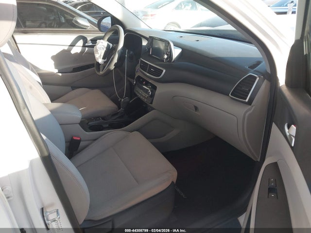 KM8J33AL5KU967037 Hyundai TUCSON SEL