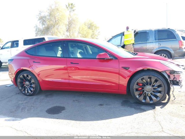 Tesla Model 3 Performance Dual Motor All-wheel Drive 2022 5YJ3E1EC3NF160888 Image 13