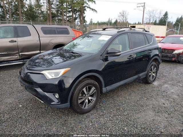 2T3RFREV9GW459418 Toyota Rav4 Xle