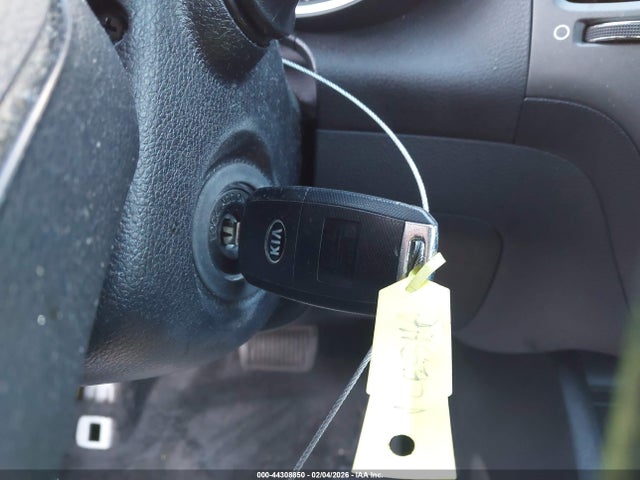 3KPFL4A77JE170921 KIA FORTE LX