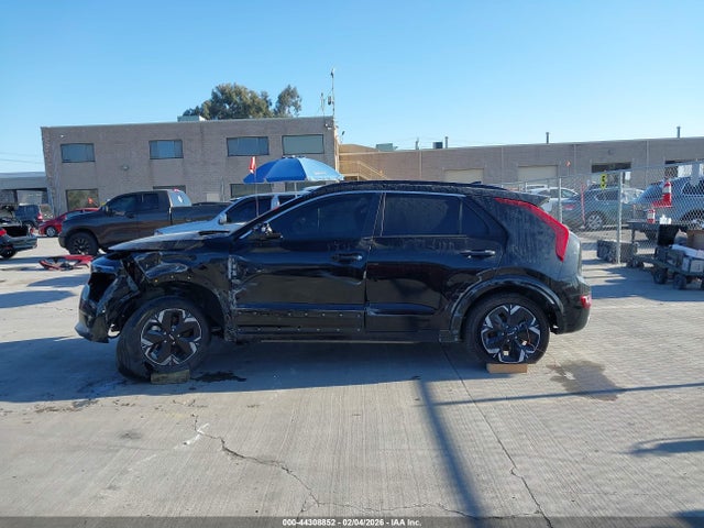 KNDCT3L19R5095149 KIA Niro Ev Wave