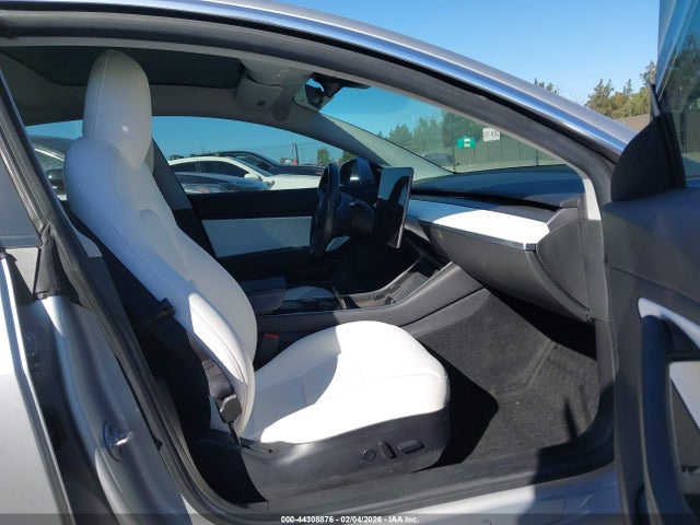 Продаж на аукціоні авто 2019 Tesla Model 3 Long Range/performance, vin: 5YJ3E1EB3KF192355, номер лоту: 44308876