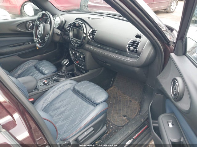 2017 MINI CLUBMAN WMWLU1C57H2F28276 Photo 4