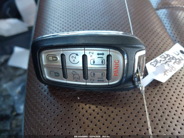 Aukcja sprzedaży 2017 Chrysler Pacifica Limited, vin: 2C4RC1GG5HR560850, numer aukcji: 44308968