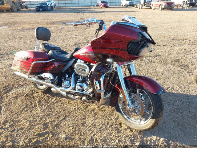 2015 HARLEY-DAVIDSON FLTRUSE 1HD1TAN1XFB959288