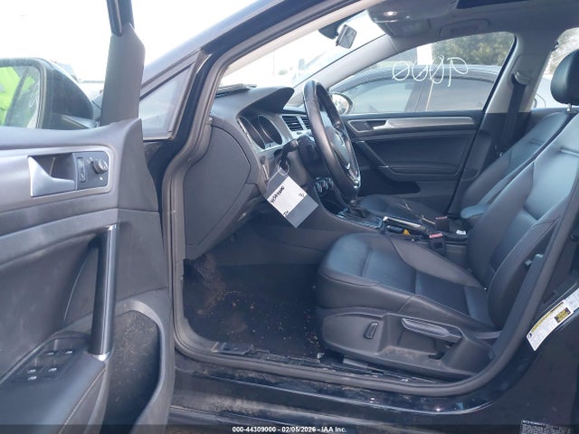 3VWC17AU3GM523859 Volkswagen Golf Sportwagen Tsi Limited Edition