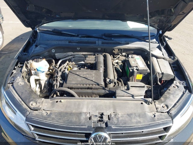 3VW267AJ5GM273902 Volkswagen Jetta 1.4t S