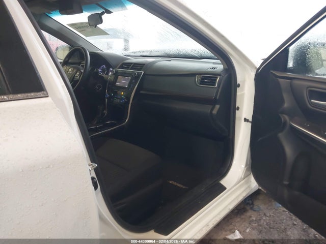 Toyota CAMRY LE 2016 4T4BF1FK7GR550323 Image 5