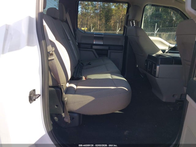 1FTEW1EF3HKC90242 Ford F-150 Xlt