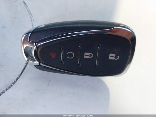 1G1FY6S05P4126983 Chevrolet Bolt Euv Fwd Lt