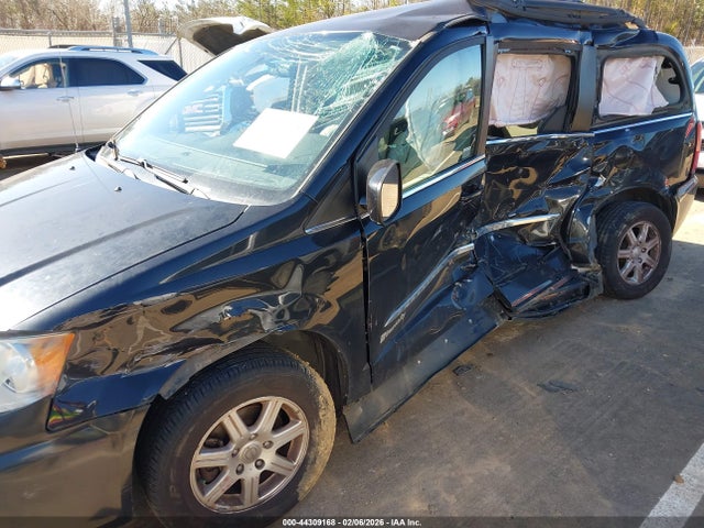 Продажа на аукционе авто 2011 Chrysler Town & Country Touring, vin: 2A4RR5DG3BR694851, номер лота: 44309168