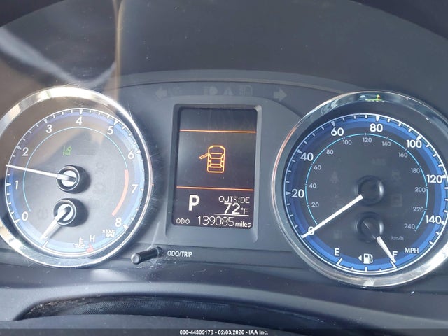 Toyota COROLLA LE 2018 5YFBURHE2JP747950 Image 7